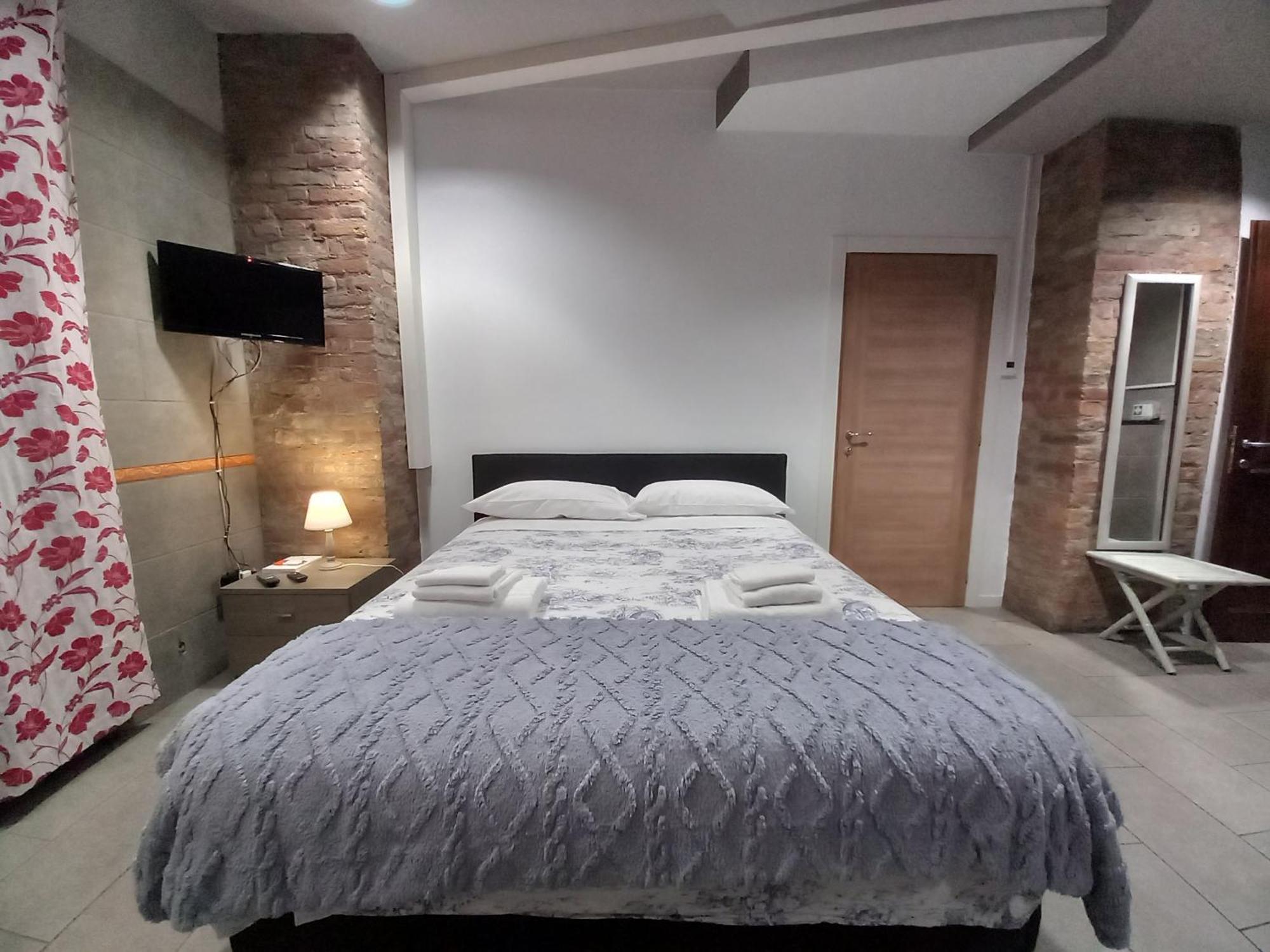 Sam'S Getaway Apartment Mondovì Екстериор снимка